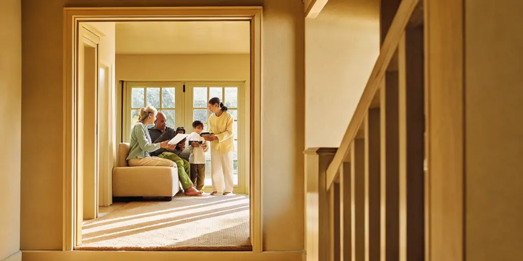 Family speaking with a healthcare professional while choosing a rehab center in Ohio